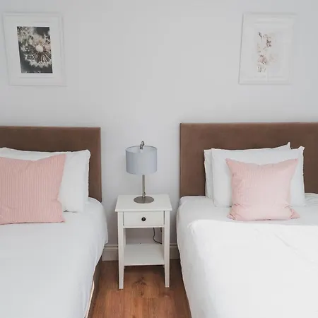 Ballyknocken * Glenealy