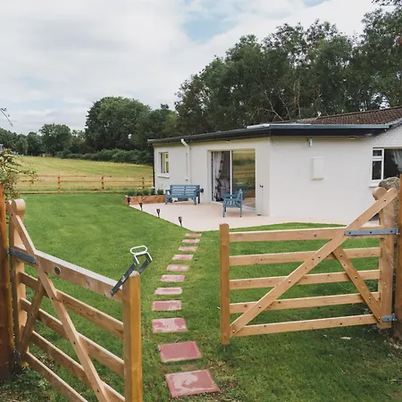 Ballyknocken * Glenealy