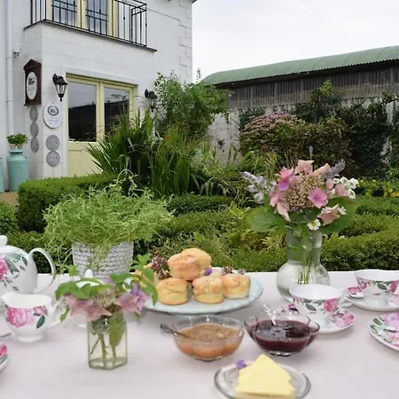 Ballyknocken * Glenealy